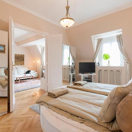 Opera & Basilica 2 Bedrooms With Balcony Budapeşte Dış mekan fotoğraf