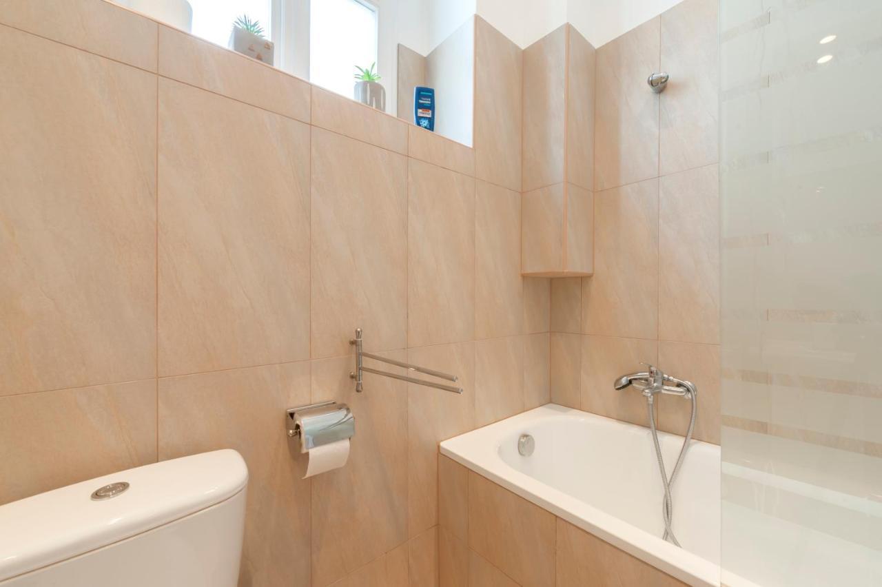 Opera & Basilica 2 Bedrooms With Balcony Budapeşte Dış mekan fotoğraf