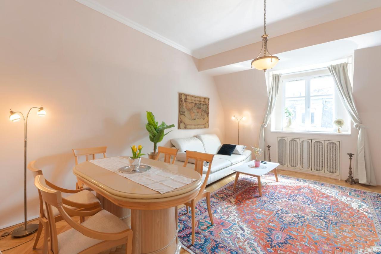 Opera & Basilica 2 Bedrooms With Balcony Budapeşte Dış mekan fotoğraf