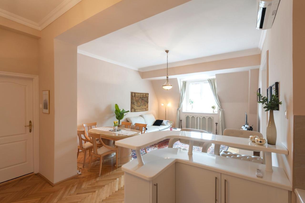 Opera & Basilica 2 Bedrooms With Balcony Budapeşte Dış mekan fotoğraf